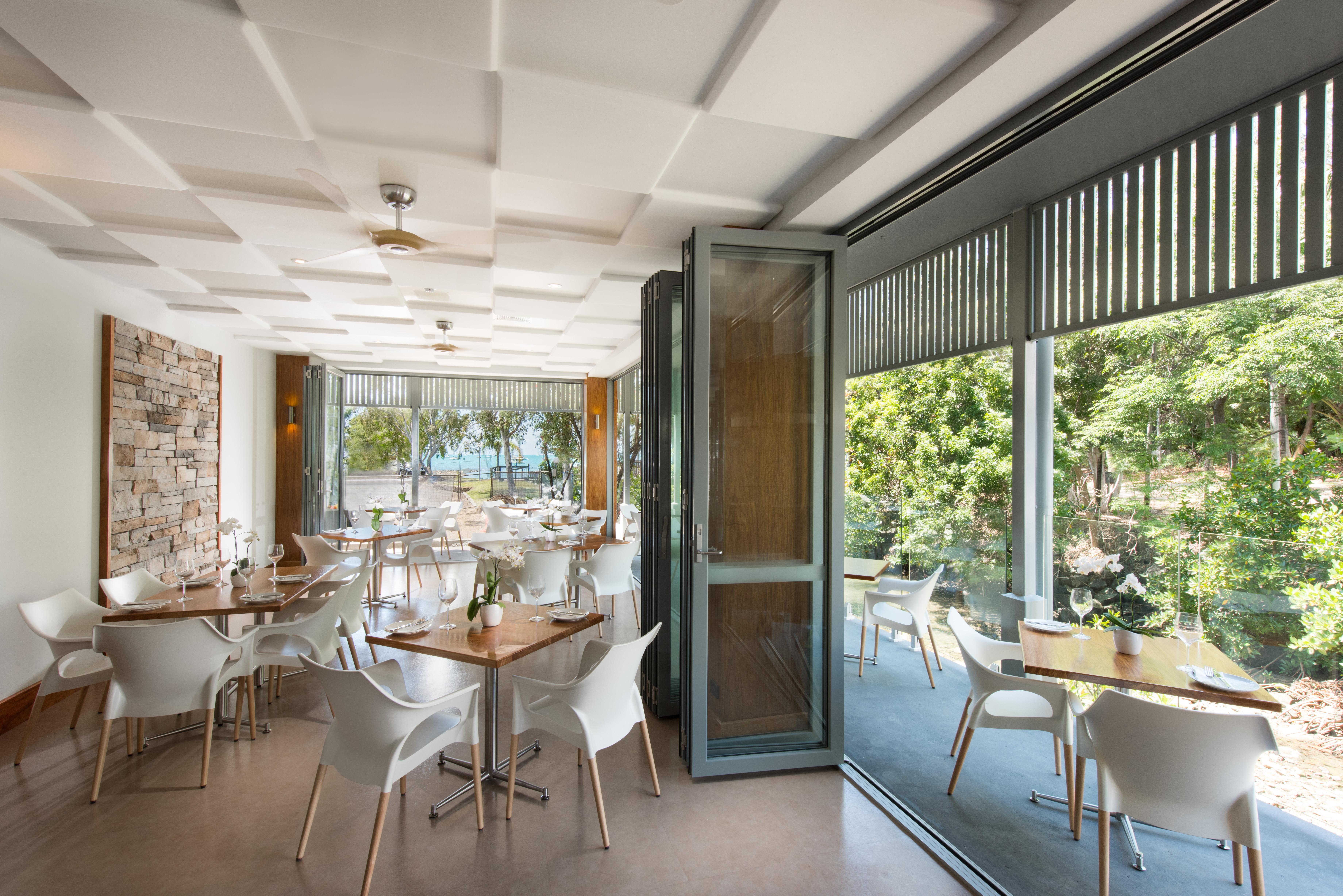 Heart Hotel And Gallery Whitsundays Airlie Beach Ngoại thất bức ảnh